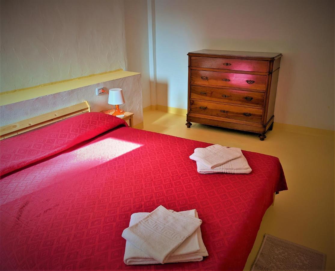 Cala Vinagra House Bed and Breakfast Carloforte  Exteriör bild