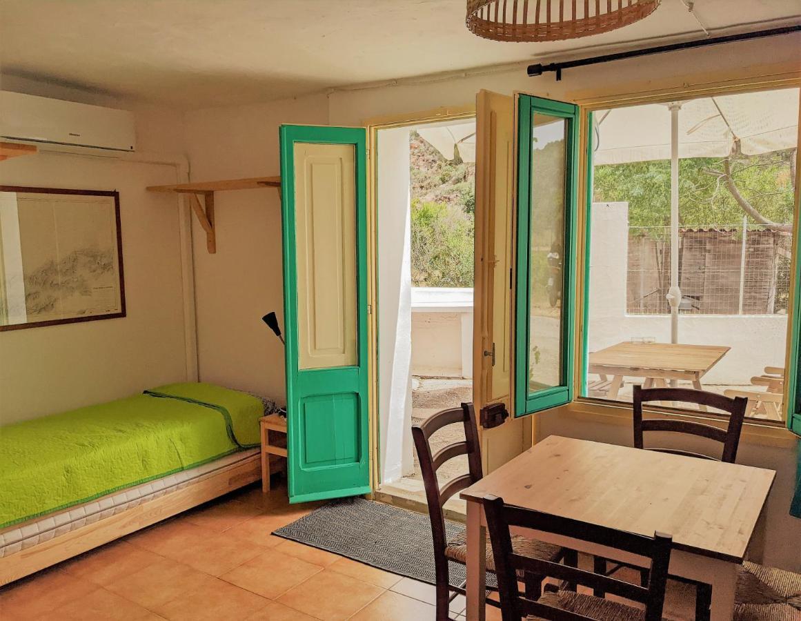 Cala Vinagra House Bed and Breakfast Carloforte  Exteriör bild