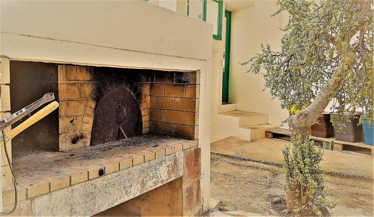 Cala Vinagra House Bed and Breakfast Carloforte  Exteriör bild